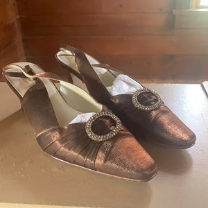 Size 9D Bronze Slingback Shoes with heel